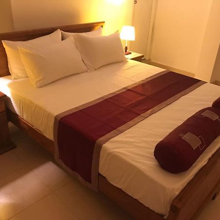 Appartement Ocean Pebbles à Dehiwala-Mont Lavinia Extérieur photo