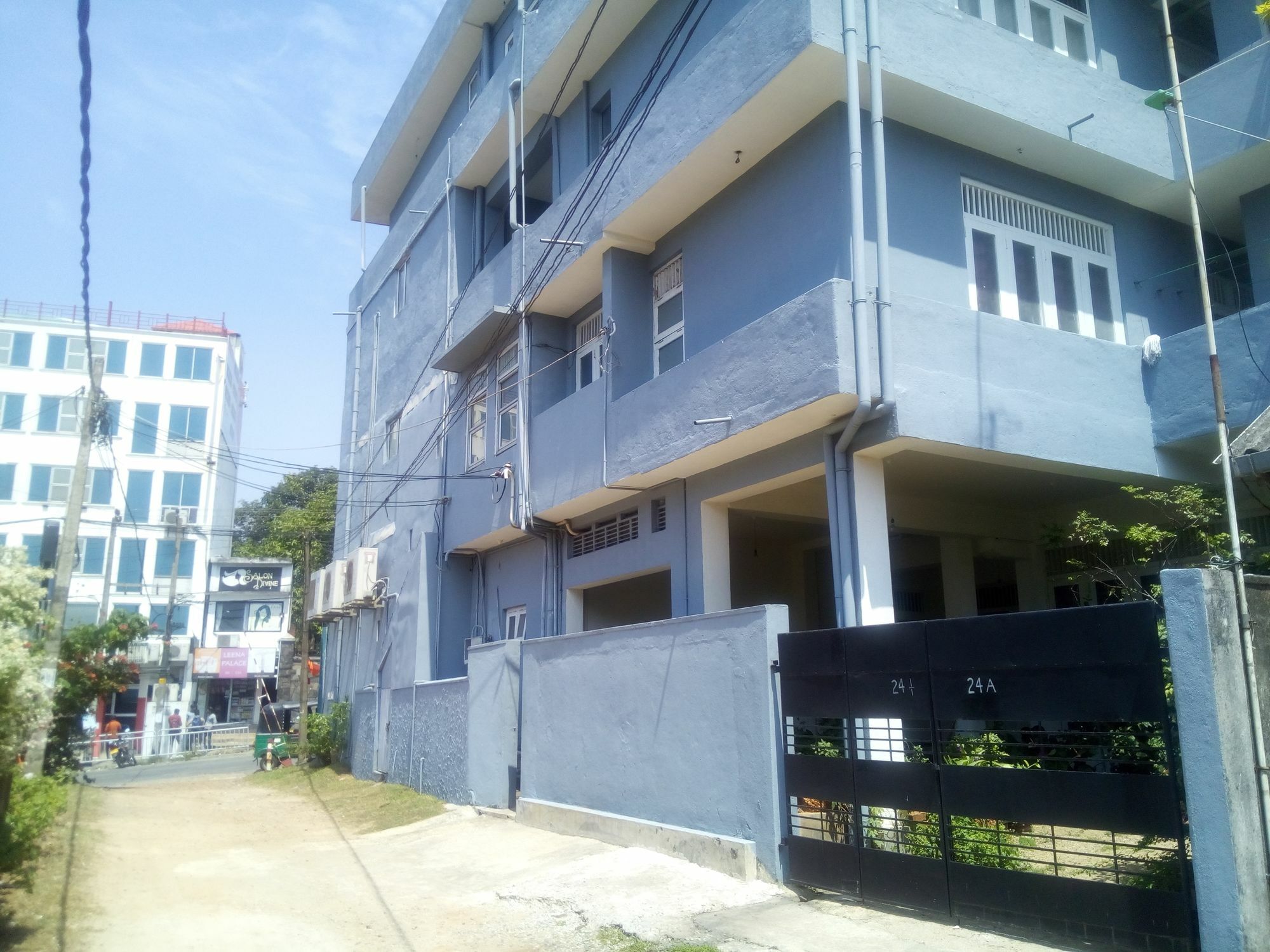 Appartement Ocean Pebbles à Dehiwala-Mont Lavinia Extérieur photo