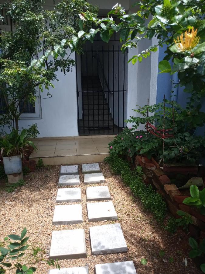 Appartement Ocean Pebbles à Dehiwala-Mont Lavinia Extérieur photo