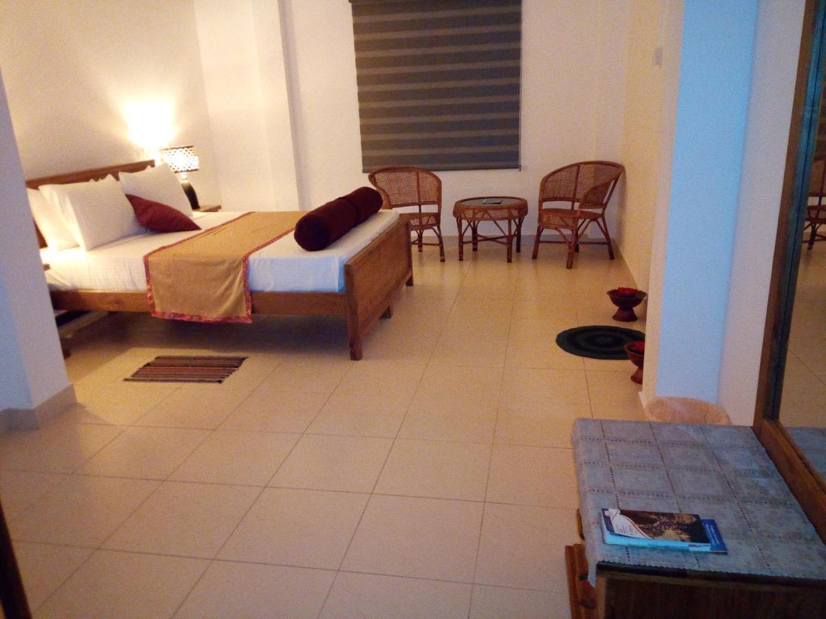 Appartement Ocean Pebbles à Dehiwala-Mont Lavinia Extérieur photo